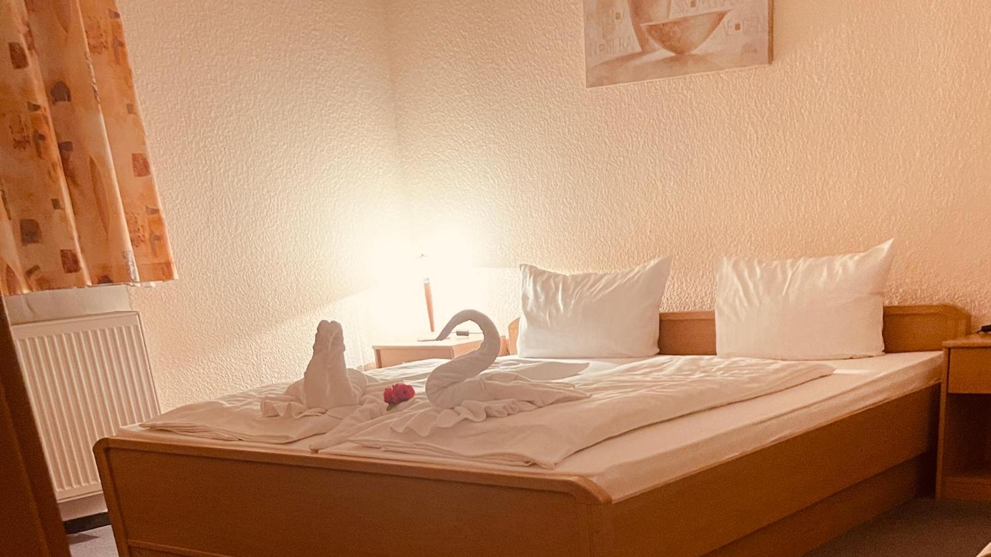 Hotel Merkur Garni 사르쉬테드 외부 사진